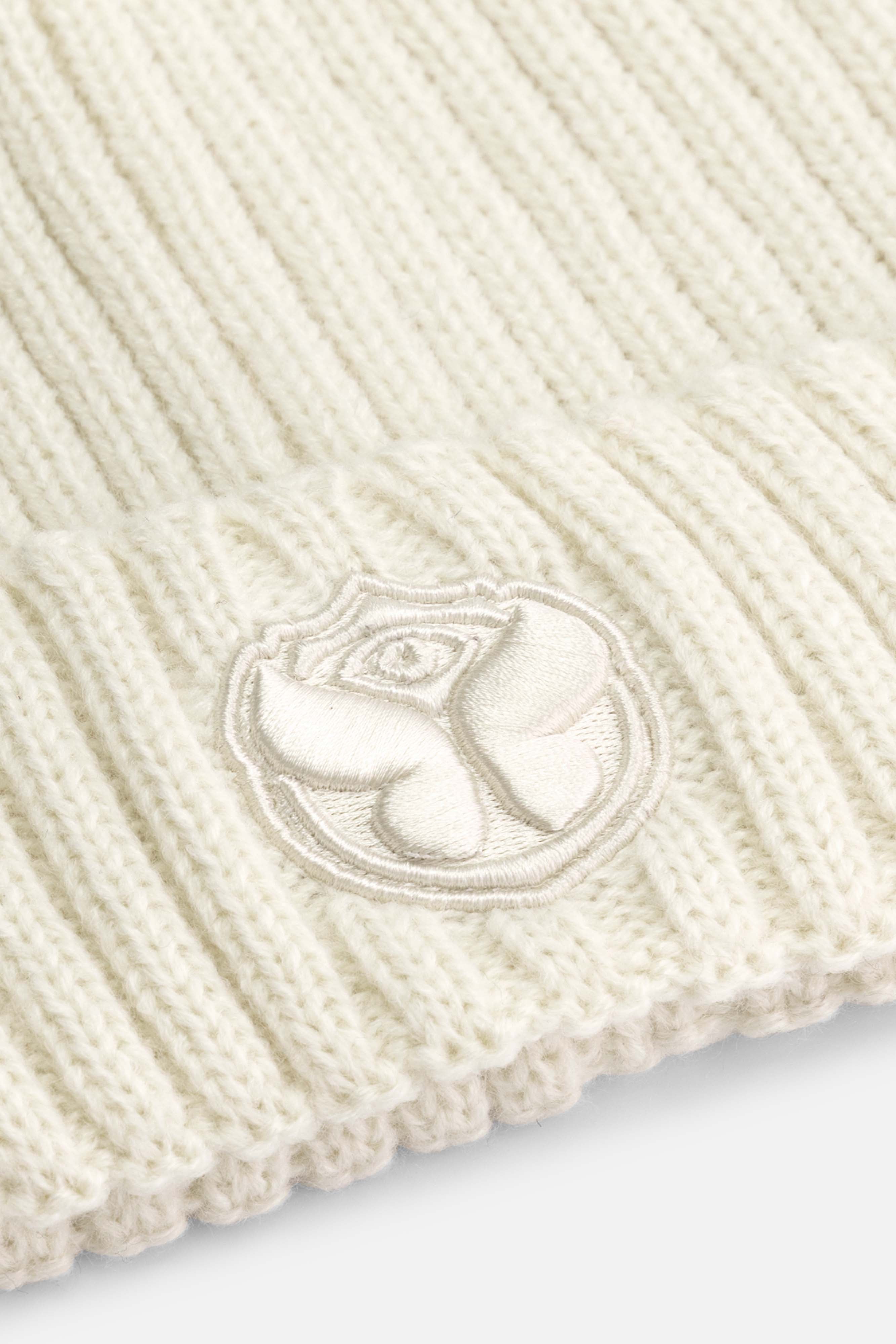 POMPOM BEANIE HIGH
